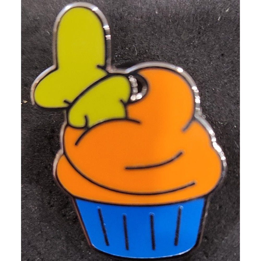 Disney Pin Goofy Character Cupcake Mini-Pin Orange Icing Blue Liner‎ 2011 82951